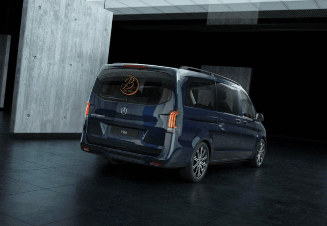 Luxury Morocco Tours vehicle