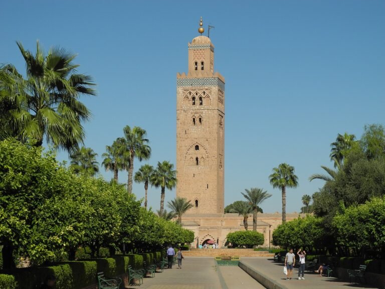 Transfert Tanger Marrakech en voiture privée, direct ou avec étapes